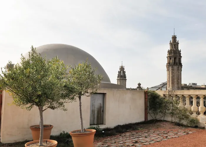 Hostal Porxos Garden Barcelona